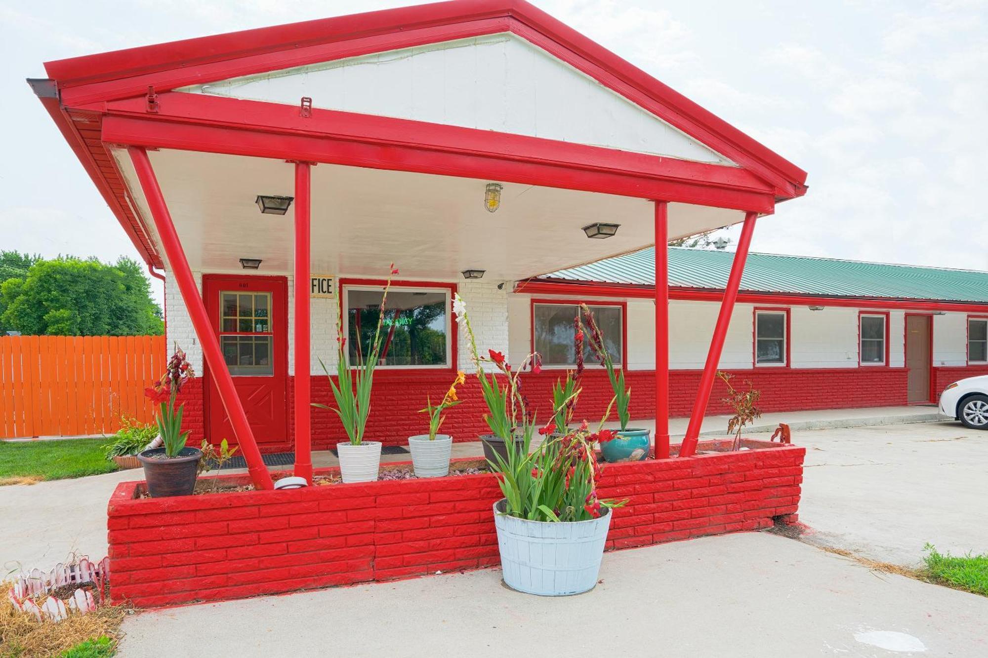 Oyo Hotel Lamberton Hwy 14 المظهر الخارجي الصورة
